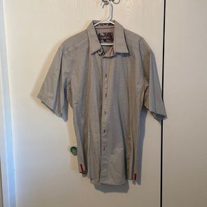7 Downie St. men’s short sleeve shirt